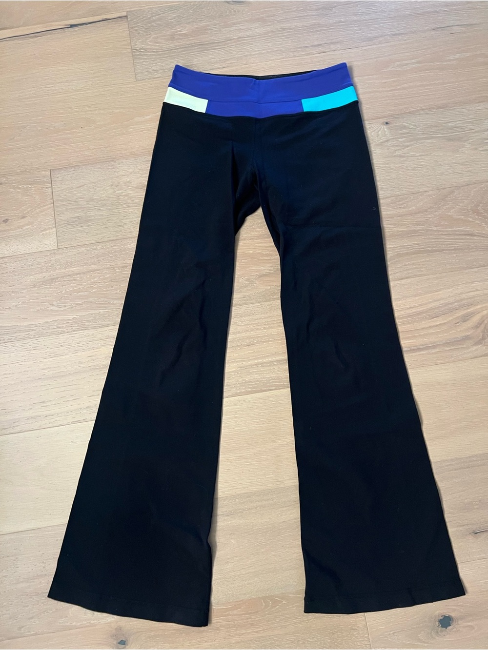 lululemon athletica Black Groove Pant with Purple, Teal and Yellow Waistband
